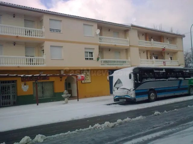 apartamento en calle principal en Cuevas del Campo - foto 3