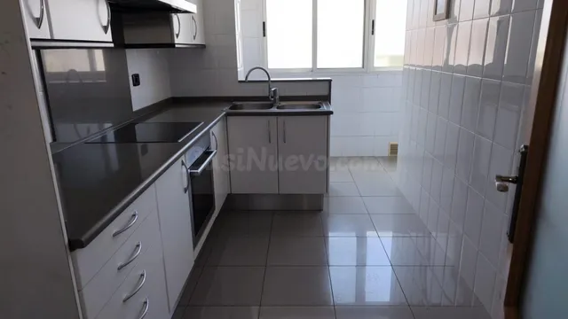 Piso 3 habitaciones 97m² en venta - Este