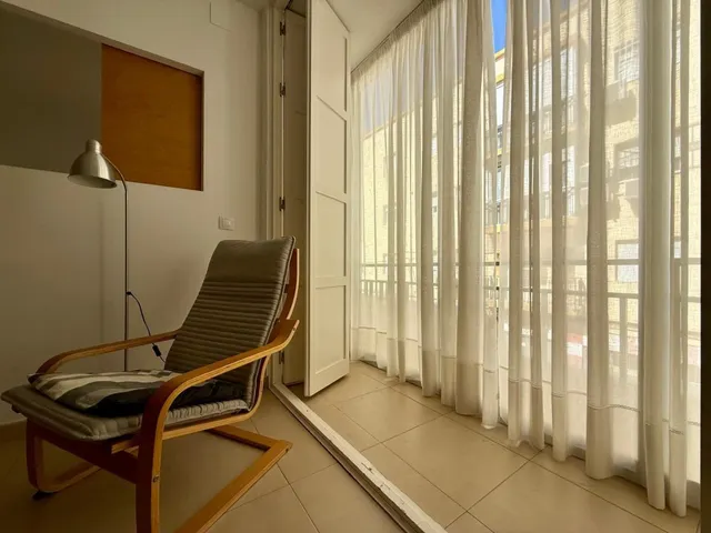 Preciosa vivienda EN ALQUILER en el barrio de la Macarena — 28