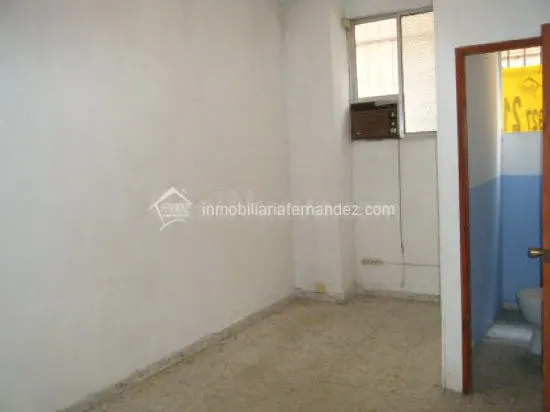 Se vende Local comercial en zona Reyes Huertas - foto 4