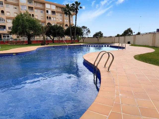 Ático 2 habitaciones 75m² en venta - torrevieja - foto 2
