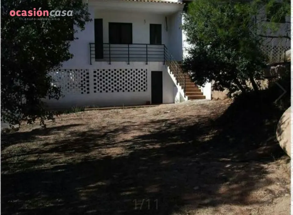 ESTUPENDO CHALET EN EN URB LAS JARAS JUNTO AL EMBALSE LA ENCANTADA , HIPOTECABLE!