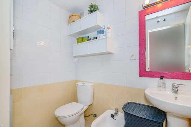 Piso urbanización giner de los ríos — 23