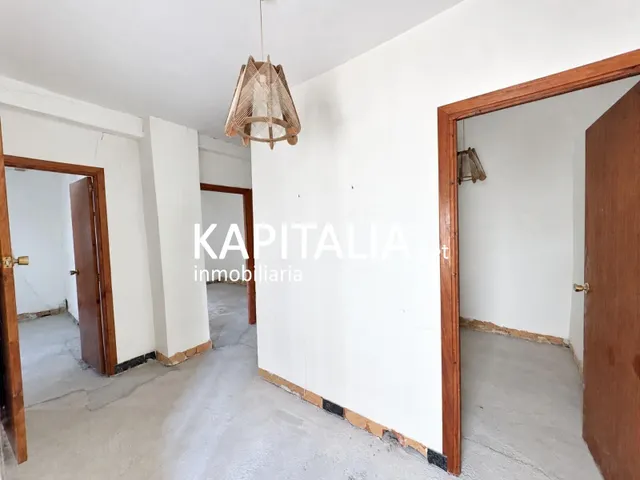 BONITA CASA A LA VENTA CON GARAJE EN BOLBAITE — 19