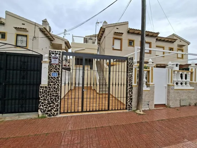 Villa 2 habitaciones 53m² en venta - Punta Prima
