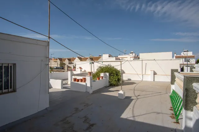 Casa independiente con jardín, patio y azotea en San Fernando — 46