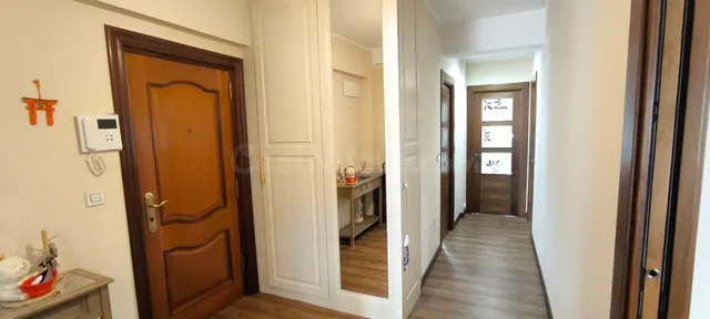 EXCLUSIVO PISO DE MÁS DE 175 METROS CUADRADOS EN EL CENTRO D - foto 2