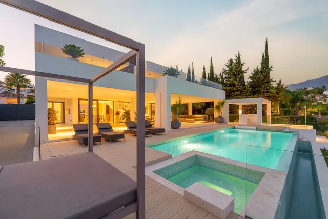 Chalet 5 habitaciones 473m² en venta - Marbella — 45