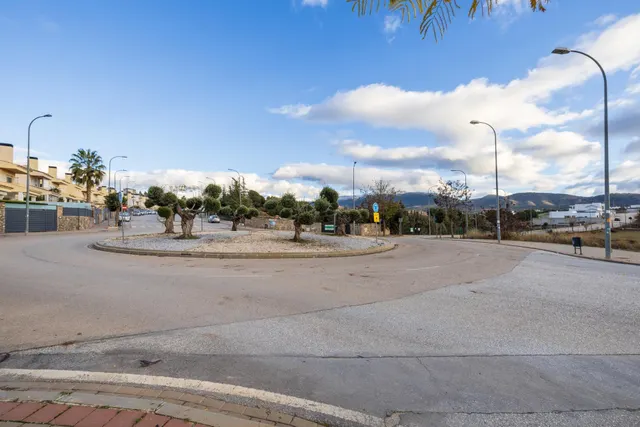 Solar urbano con proyecto y licencia – 502 m2 — 18