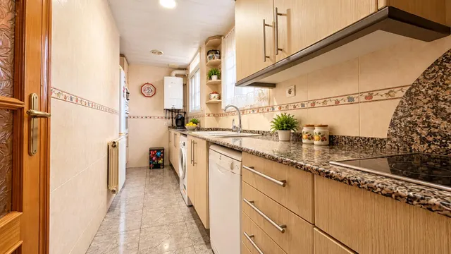 Fantástico ático exterior de 3 habitaciones con gran balcón en la zona de Sol i Padris — 8