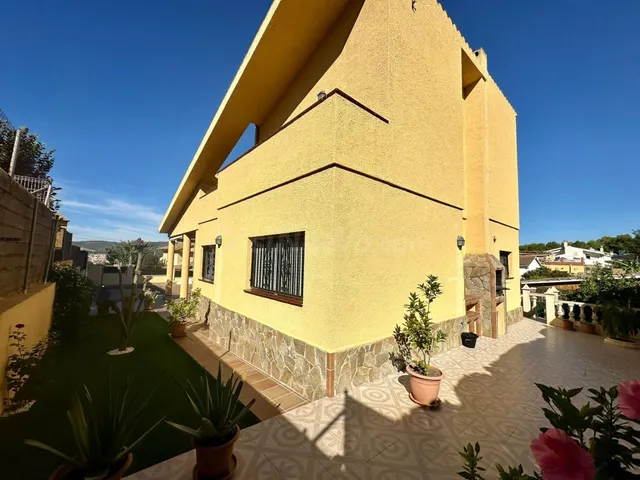 CASA EN OASIS - EL VENDRELL — 2