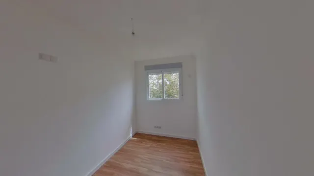 Venta de Vivienda en Marbella, Málaga. Activo Inmobiliario Sin Posesión / Alquilado / No se Puede Visitar ni Financiar. — 10