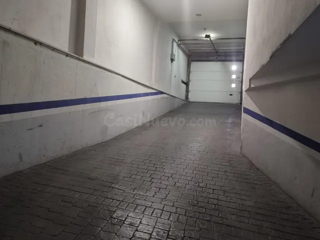 ¡GARAJE EN ALQUILER! OPORTUNIDAD ÚNICA 60 € MENSUALES - foto 3