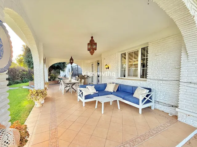 Chalet 6 habitaciones 637m² en venta - Centro — 33