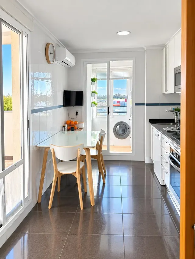 Exclusivo ático en alcúdia (Valencia) con dos grandes terrazas y parking privado — 3