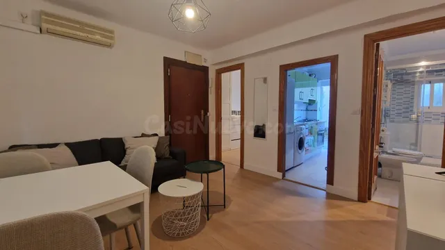 Vivienda de 3 Dormitorios en alquiler en régimen de VIVIENDA HABITUAL en Carlos Haya — 5