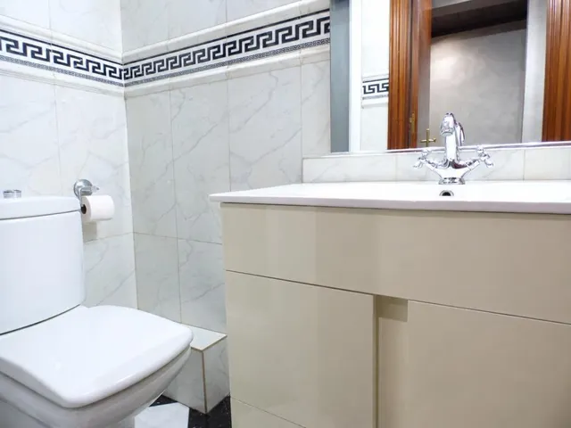 Piso en venta en Via Favència, Barcelona – Nou Barris — 7