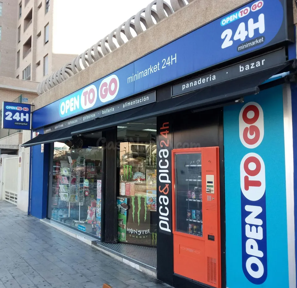 Tienda - supermercado en Playa de San Juan Alicante