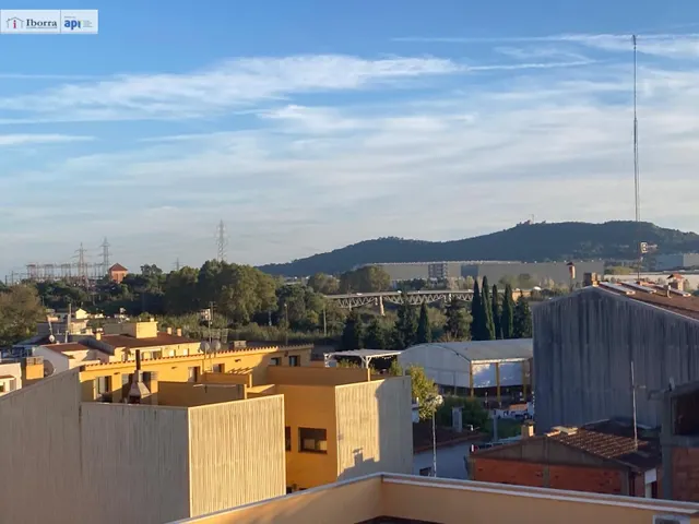Edificio con local y 2 viviendas en Tordera — 29