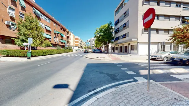 Encantador Piso en zona Fuente de la Salud — 38