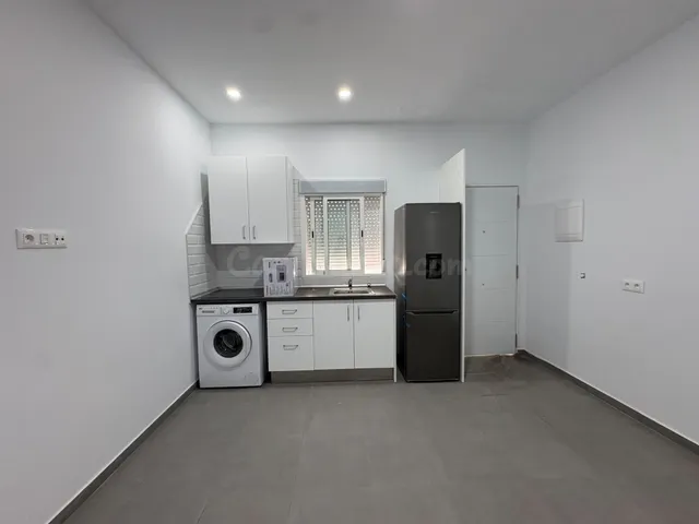 Apartamento 1 habitación 50m² en alquiler - Llano del Moro