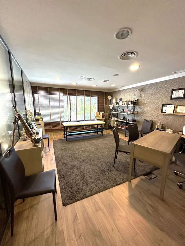 Oficina 2 habitaciones 80m² en venta - Marbella — 10