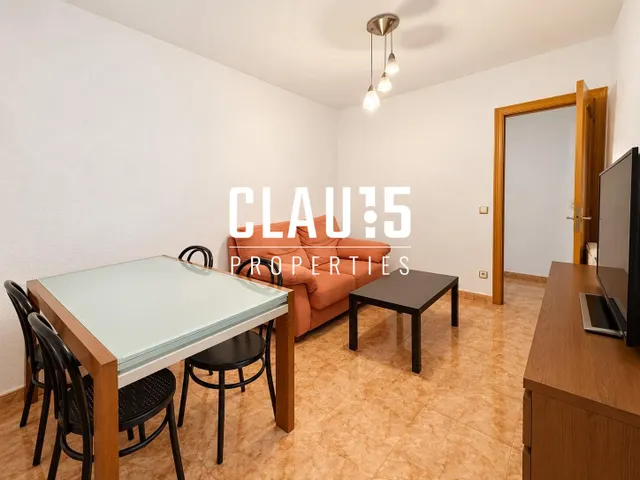 Exclusivo piso esquinero en venta a 10 min de la playa en Canet de Mar — 15