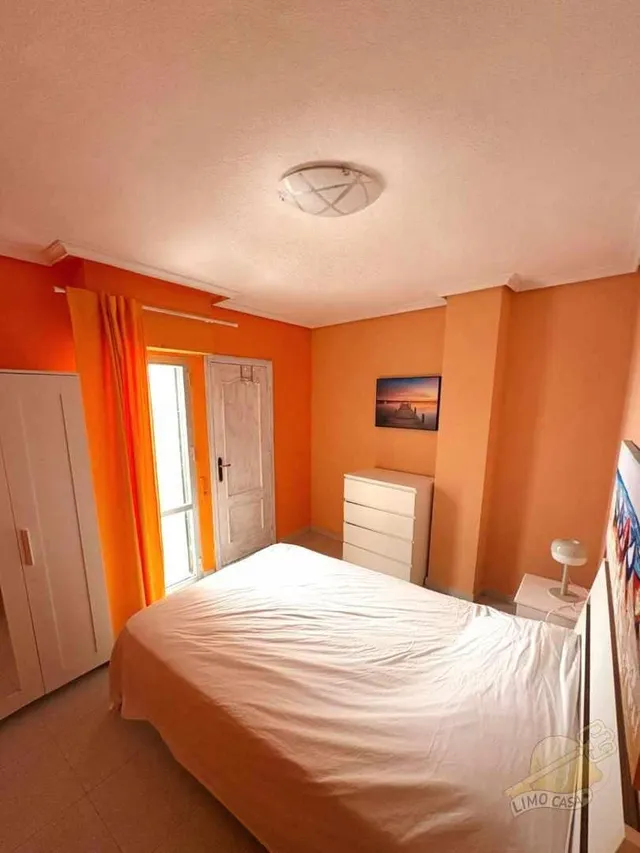 A 50 METROS DE PLAYA DEL CURA 3 HABS  180.000€ — 8