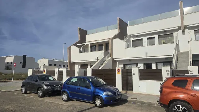 Ático 2 habitaciones 75m² en venta - Zona Pueblo — 32