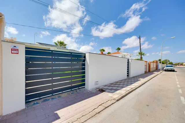 Exclusivo chalet con piscina en san luis – Torrevieja — 9