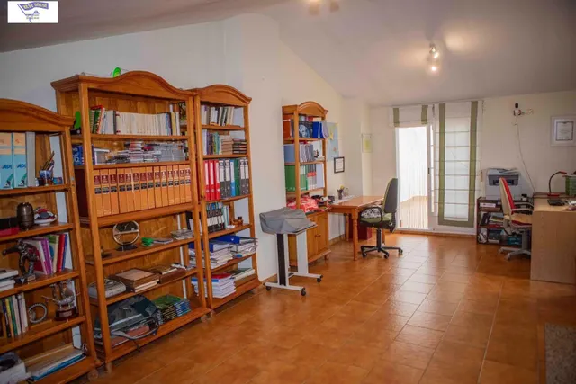 Amplia Vivienda Unifamiliar en San Pablo — 27