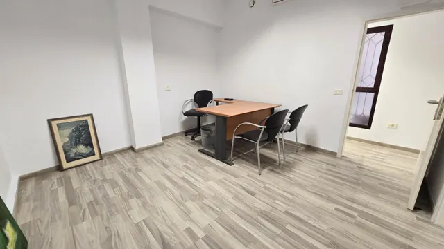 Oficina reformada y amueblada de 128 m2 en el Edificio Peceño, en pleno centro de Santa Cruz de Tenerife — 21