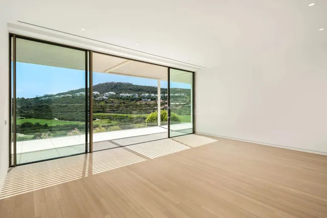 Chalet 5 habitaciones 752m² en venta - Costa Del Sol - foto 5