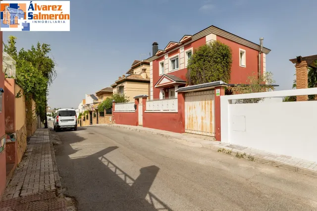 CHALET EN EL BARRIO DE MONACHIL — 3