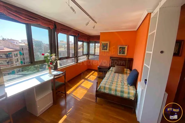 PISO EN VENTA EN PLENO CENTRO DE CUENCA — 31