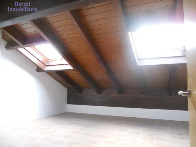Chalet en venta en Navarrete. Muy amplio. A estrenar. — 21