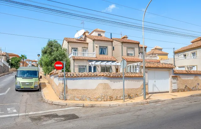 CASA DE 3 DORMITORIOS 2 BAÑOS EN SAN MIGUEL DE SALINAS ( ALICANTE ) — 8