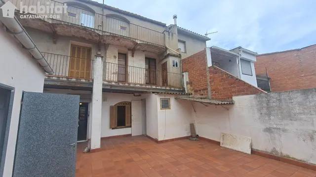 Casa señorial con historia y encanto en el centro de la beguda alta — 35