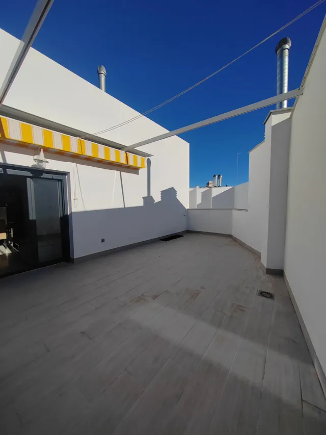 Ático con terraza y vistas al castillo de Jaén en alquiler — 10