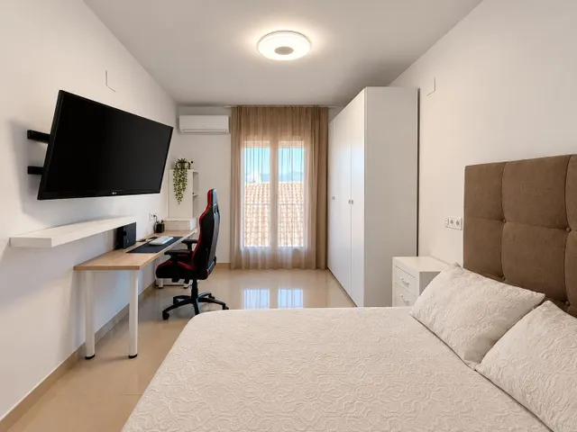 VIVIENDA ADOSADA DE 4 DORMITORIOS EN EL PADUL — 15