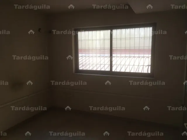 ALQUILER 80 M2 DE OFICINAS EN CALLE RODRÍGUEZ FABRÉS. — 6