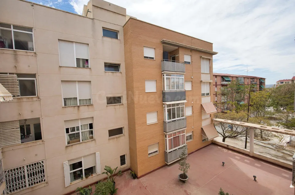 Bonito piso zona vicente savall
