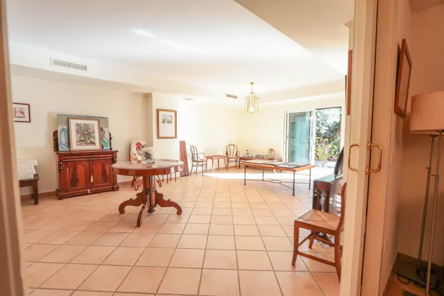 EXCLUSIVIDAD Y COMODIDAD EN ROCAFORT-ZONA CAMPOLIVAR — 45