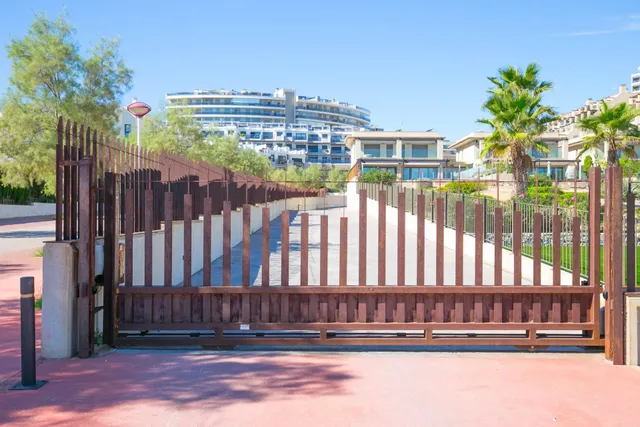Plaza de garaje en venta – Primera línea, Playa Carabassí. — 6