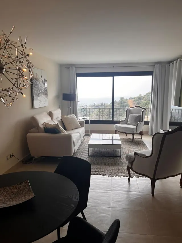 Deslumbrante Apartamento en Alto de los Monteros, Marbella — 9