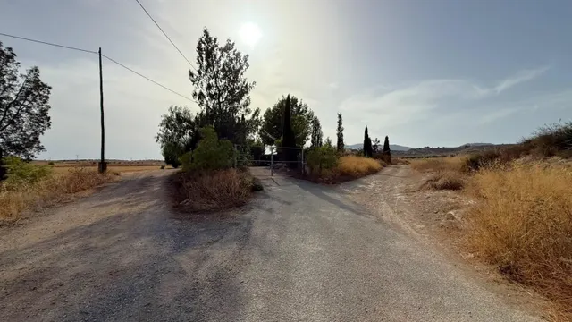 VIVIENDA DE CAMPO EN CORVERA — 40