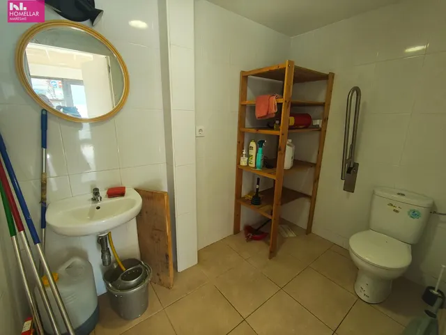 Fantástico local esquinero — 21