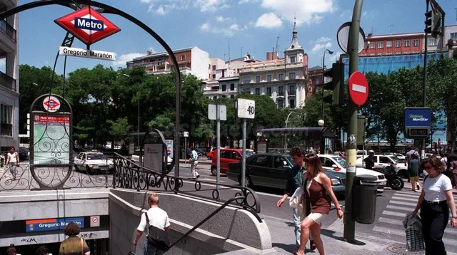 Amplio Piso en Madrid – Oportunidad Única en Metro Bilbao — 3