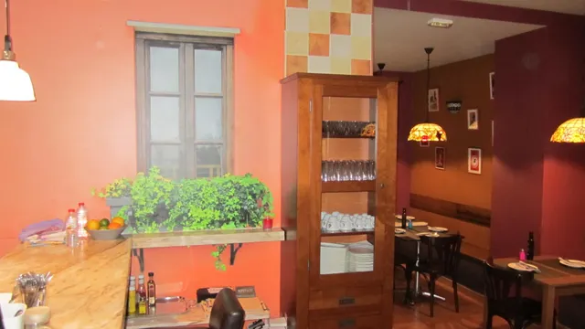 En traspaso Cafetería-Restaurante céntrico en Quart de Poblet — 4