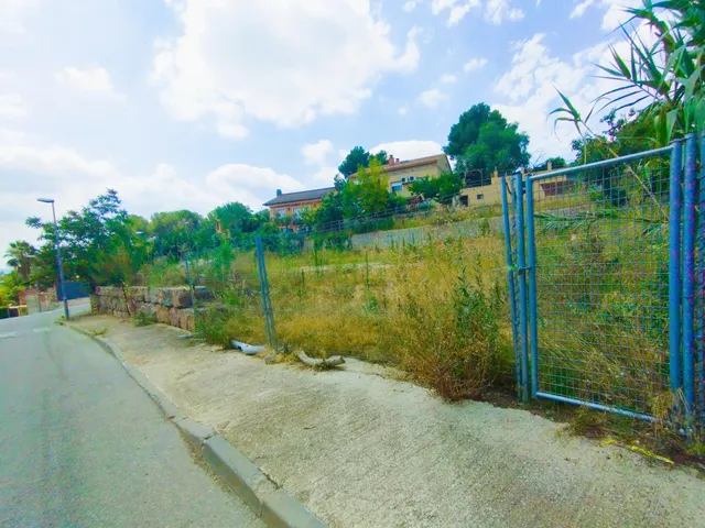 Terreno con permisos, proyecto y licencia de obra ya otorgada — 2